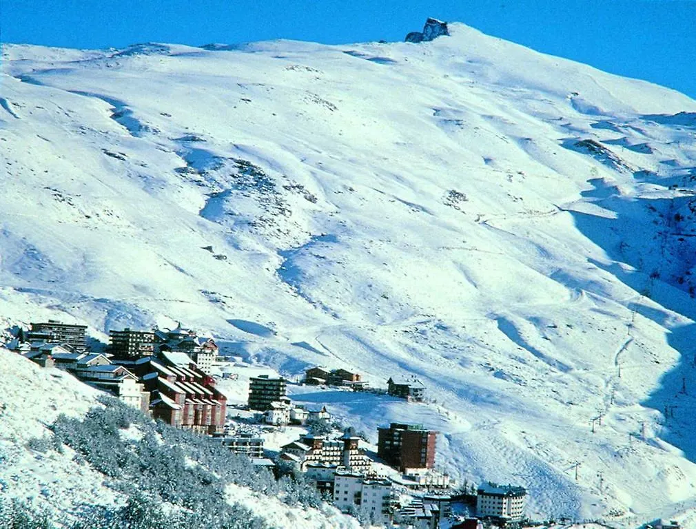Apartamento Nievesol Con 2 Parking Y Wifi Sierra Nevada Apartment